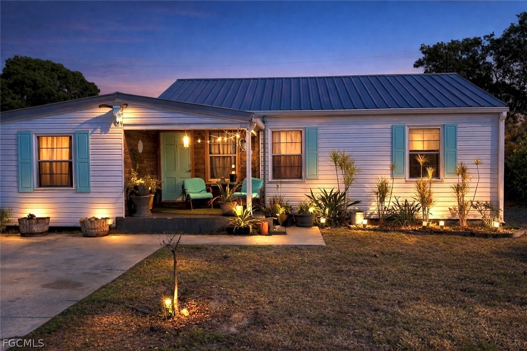 509 E Pasadena Avenue