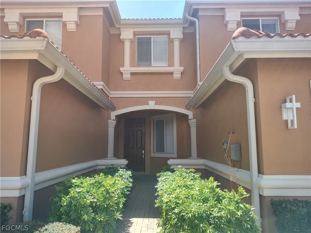 2434  Laurentina Lane