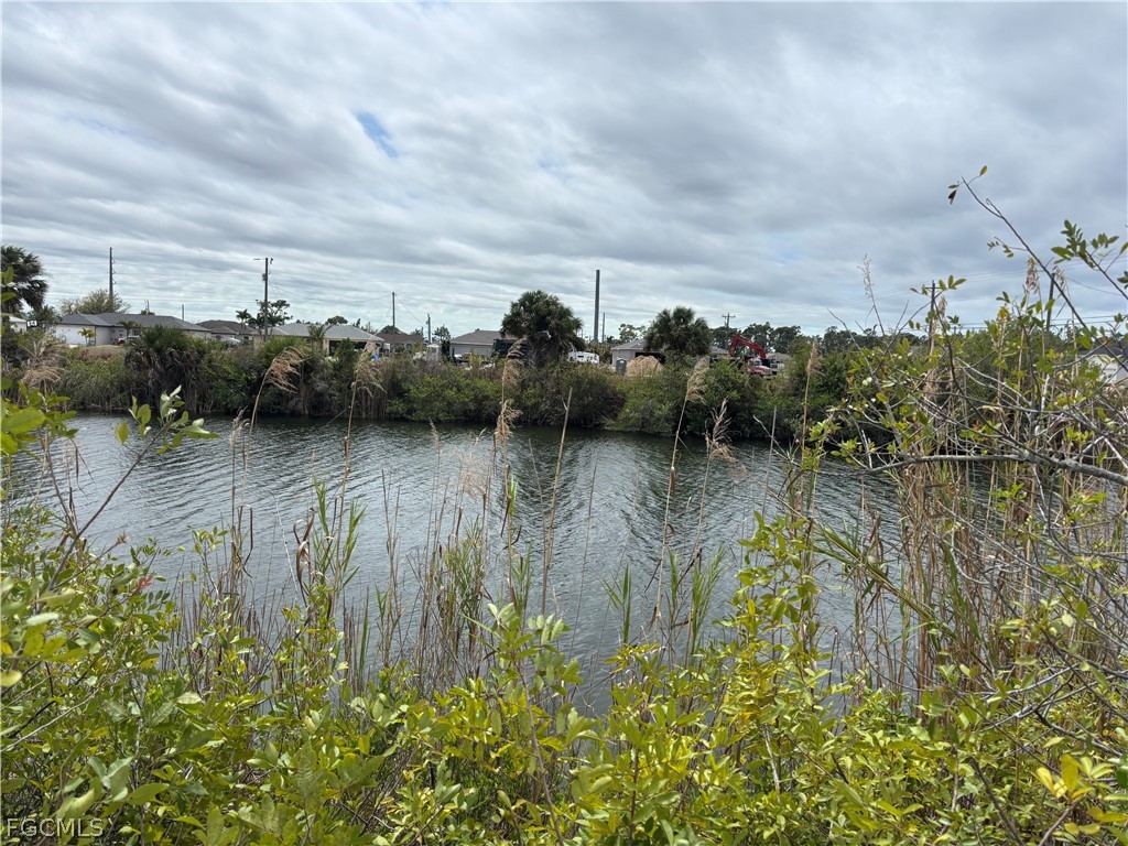 2320 NW 25th Terrace