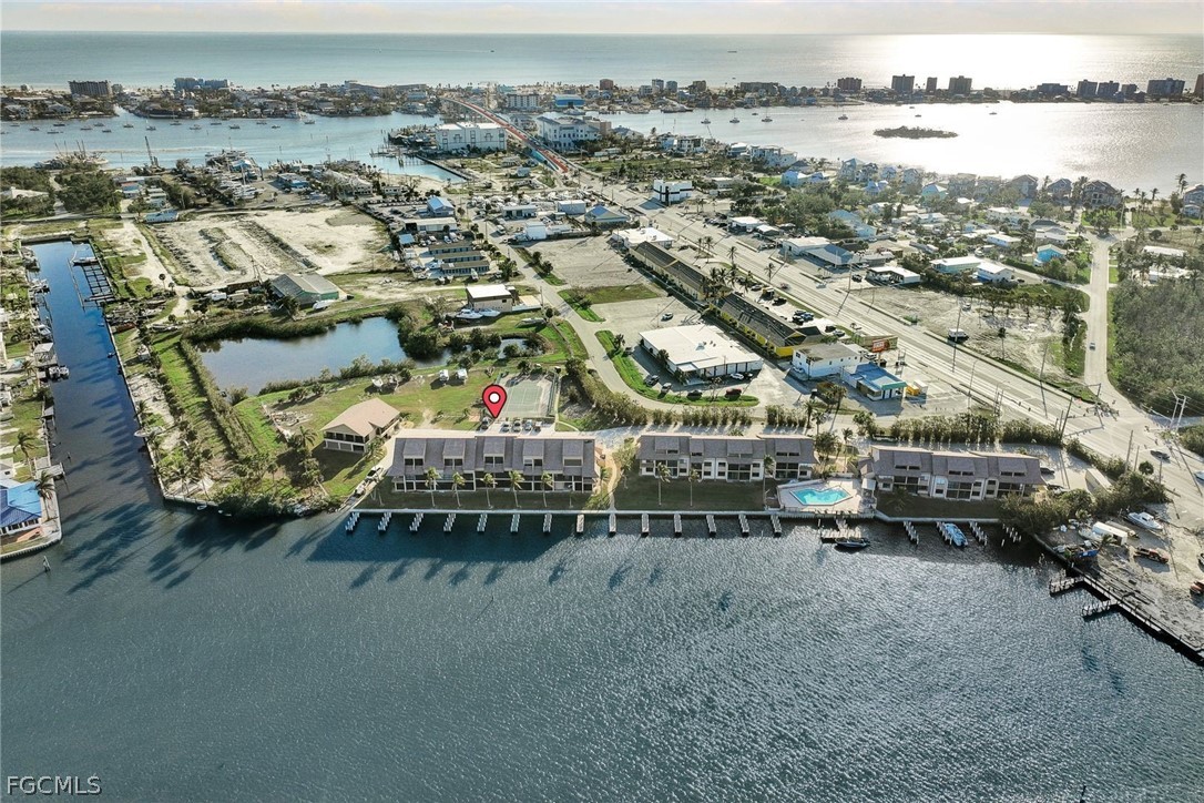 894  Buttonwood Drive, Apt 221