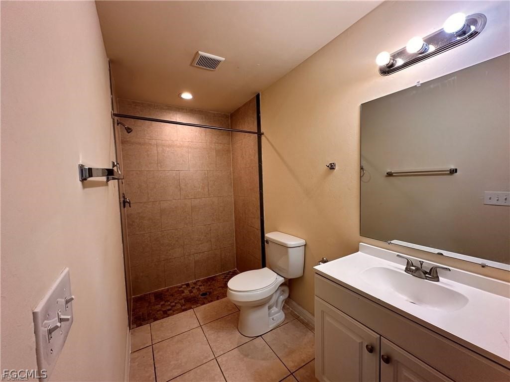 1309/1311 NE 8th Place