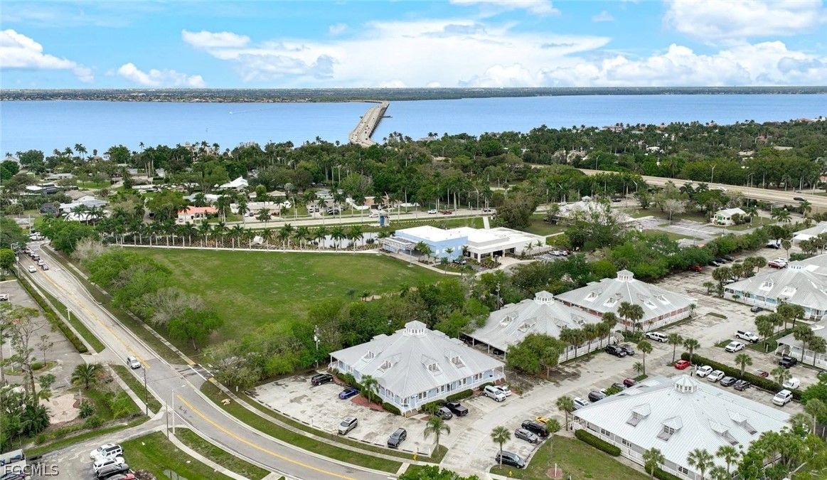 1361  Royal Palm Square Boulevard, Apt 1