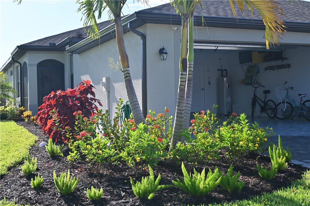 2168  Gardenia Avenue