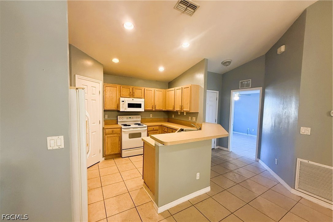 609/611  HAWTHORNE Avenue