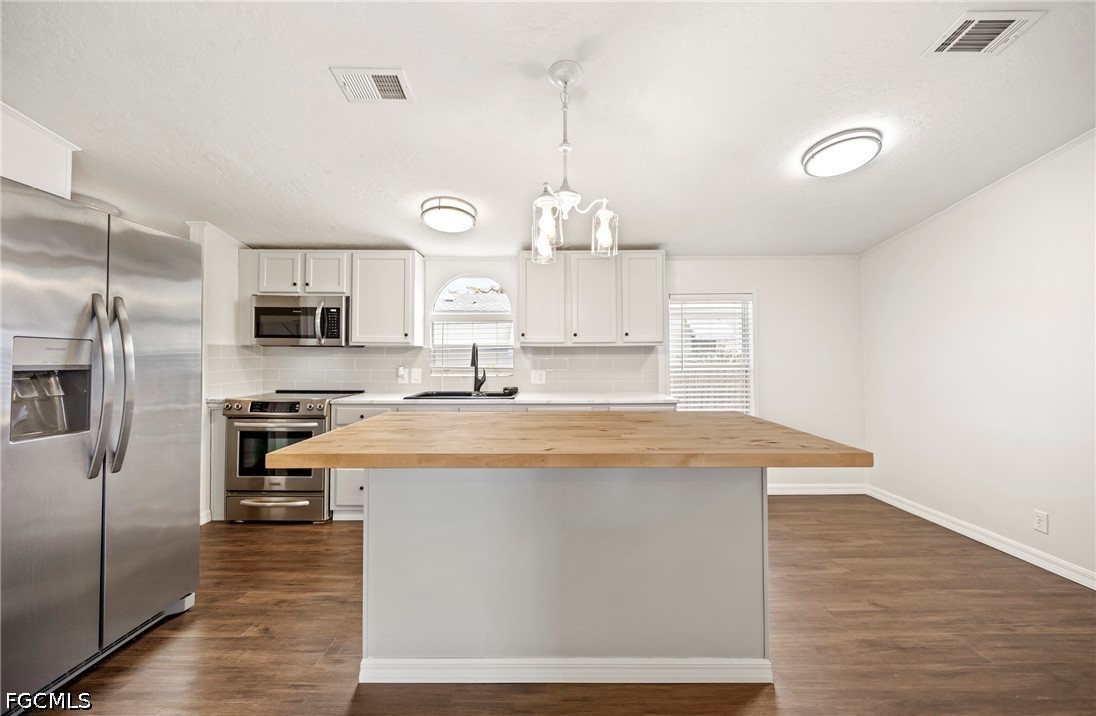 12940  Rebecca Street