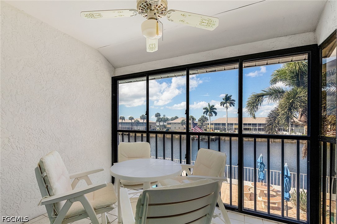 4620 SE 5th Place, Apt 206