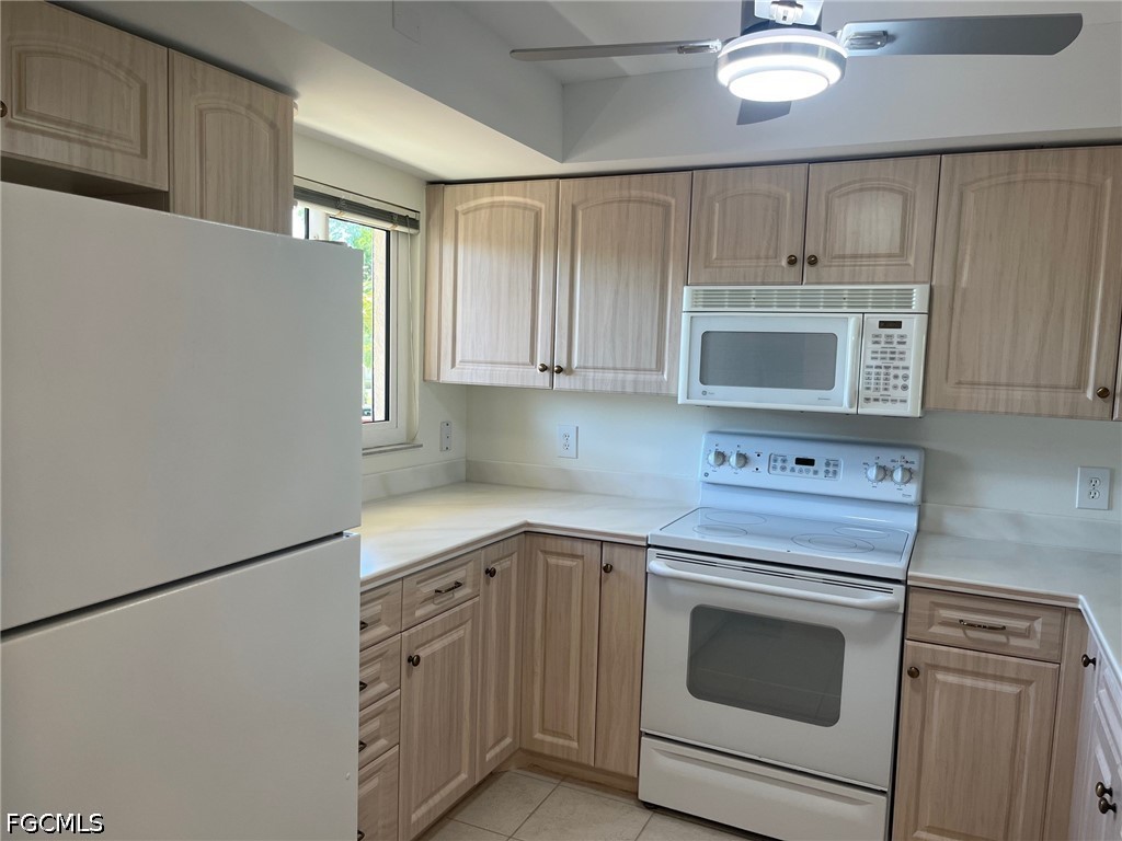 7402  Lake Breeze Drive, Apt 202