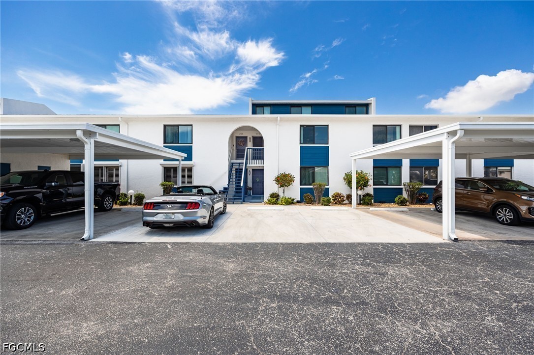 4904  Vincennes Street, Apt 204