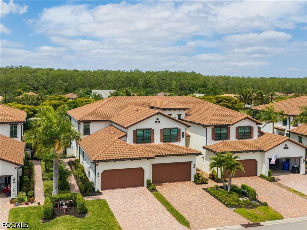 12019  Hawthorn Lake Drive, Apt 101