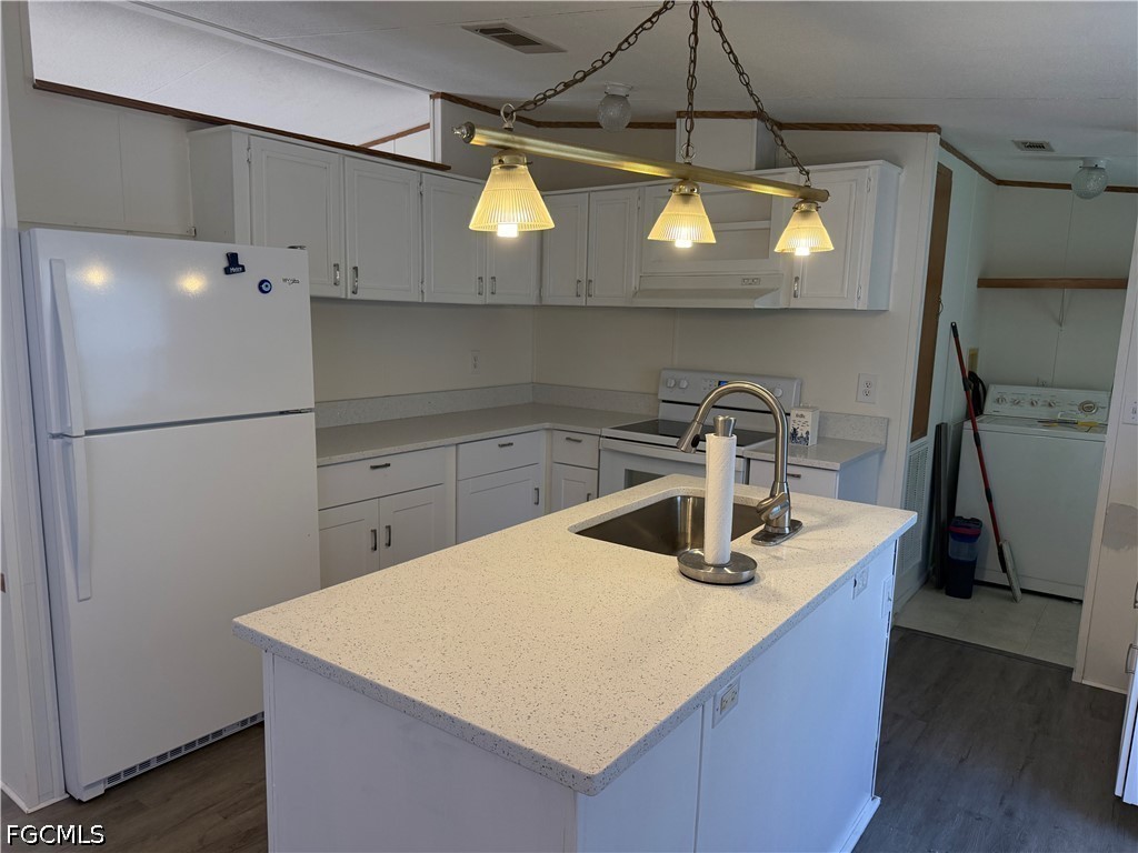 2253 Queen Anne Drive