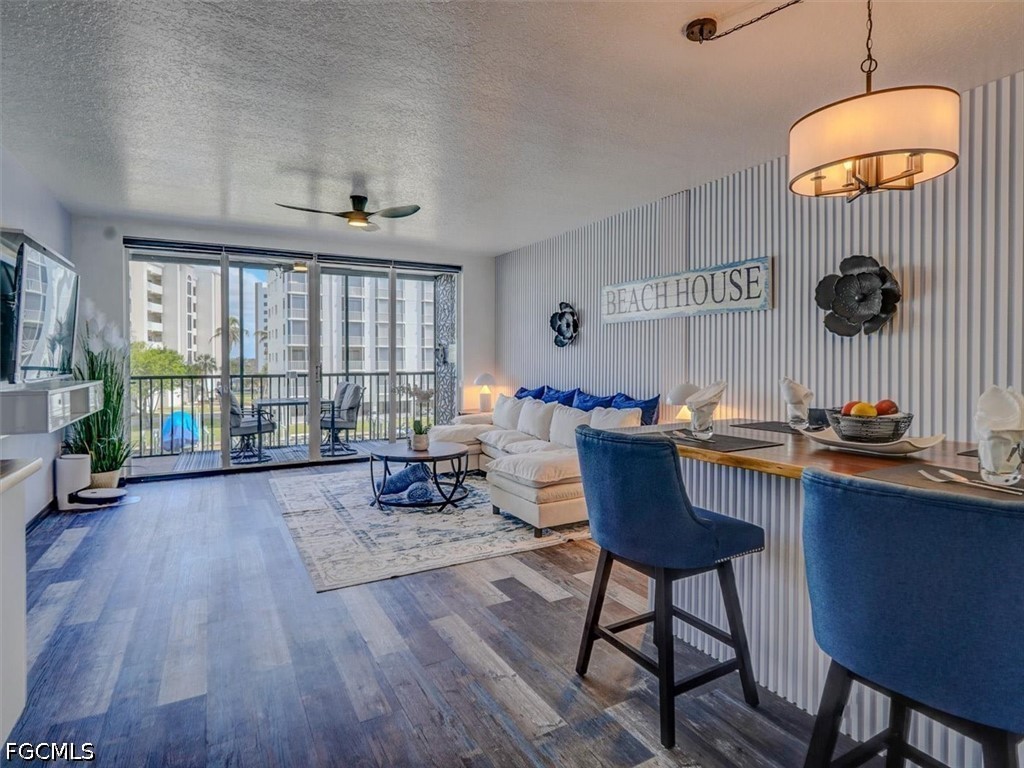 4431  Bay Beach Lane, Apt 522