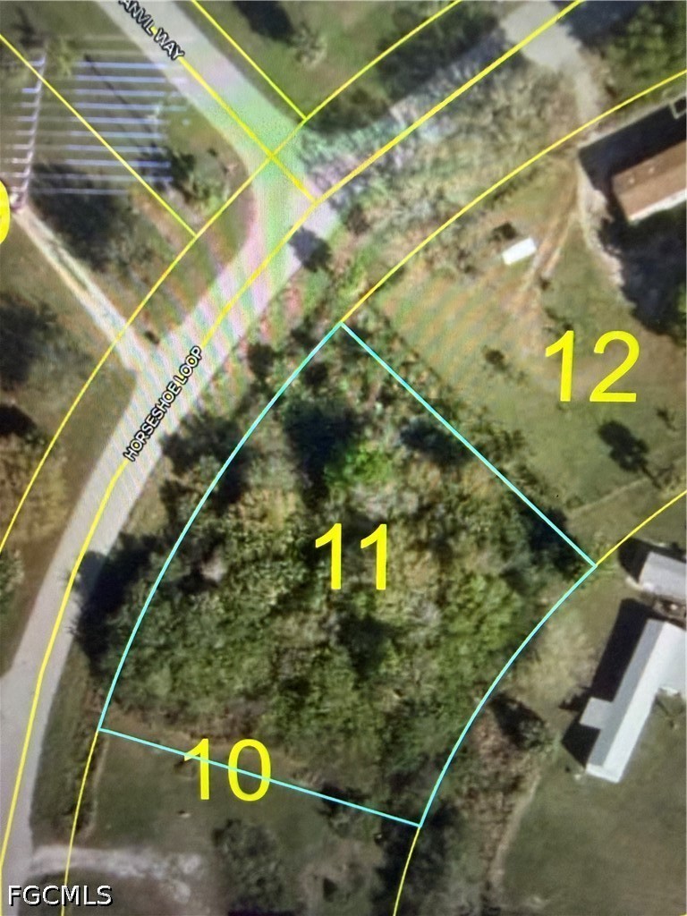 1400  Horseshoe Loop