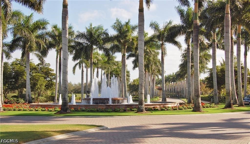 2738  Tiburon Boulevard, Apt B403