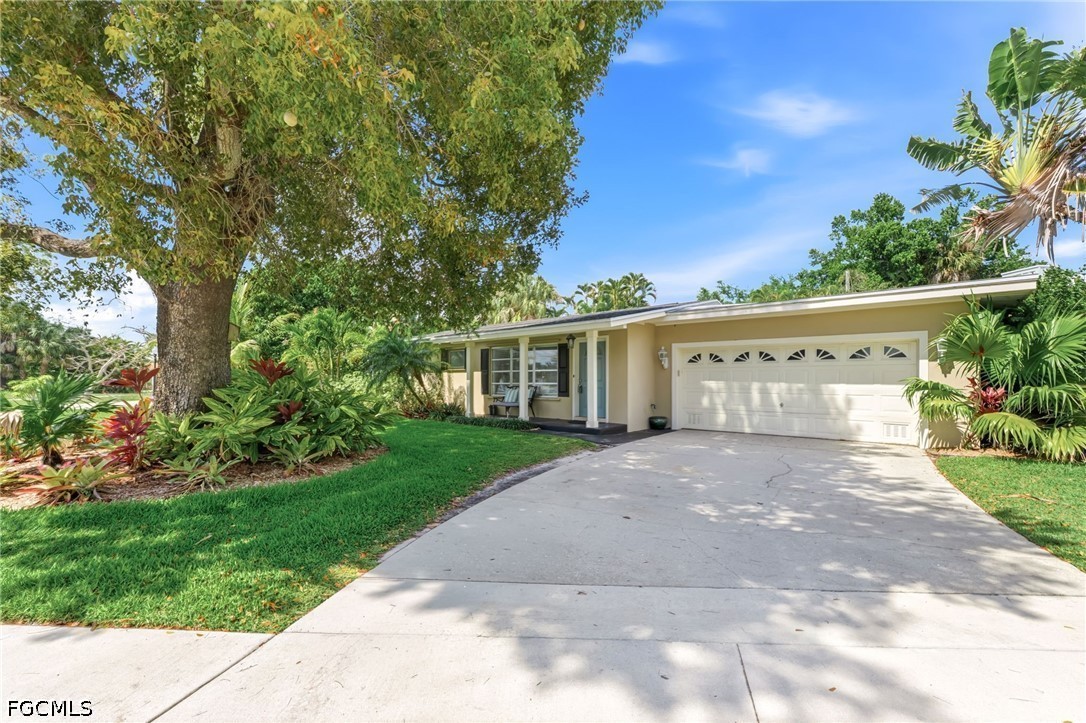 1511  Alcazar Avenue