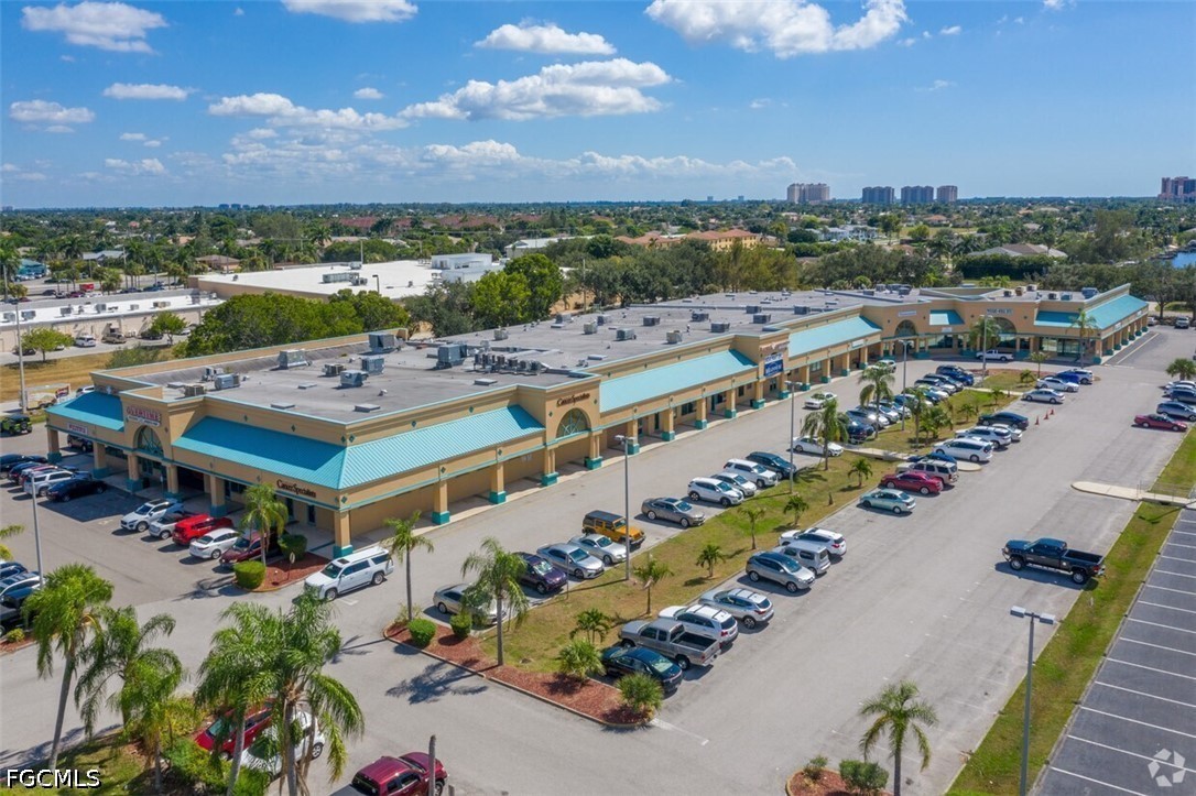 1708 Cape Coral Parkway, Apt 11