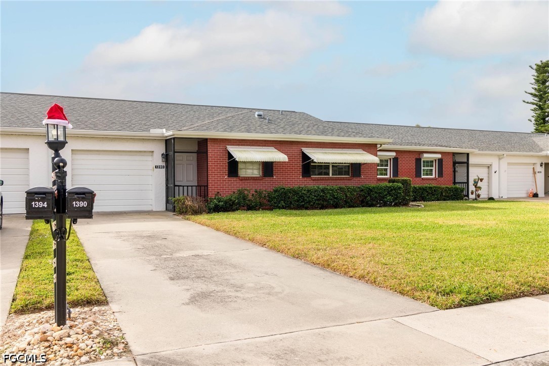 1390  Myerlee Country Club Boulevard