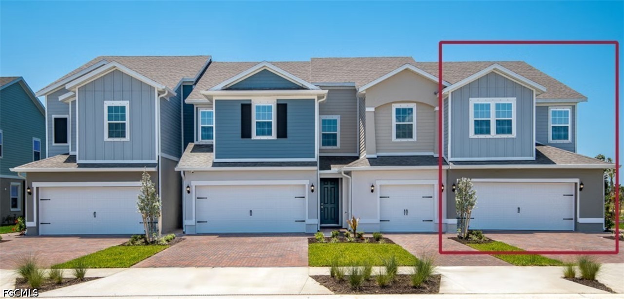 17331  Peregrine Way