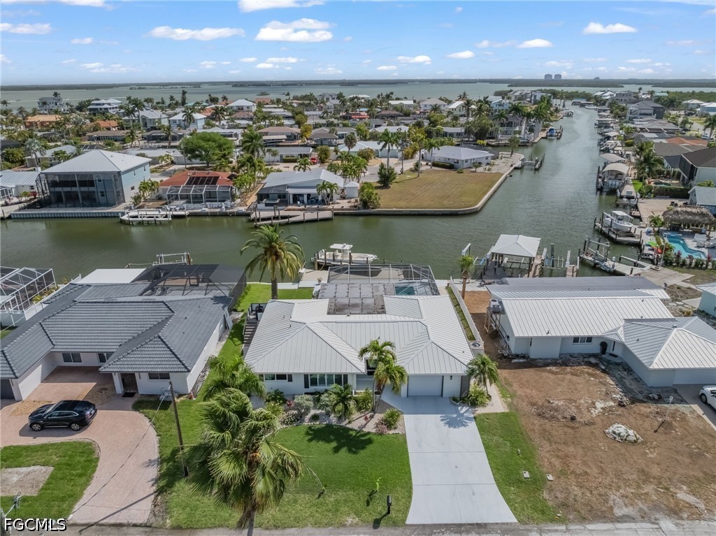 9 Fairview Boulevard