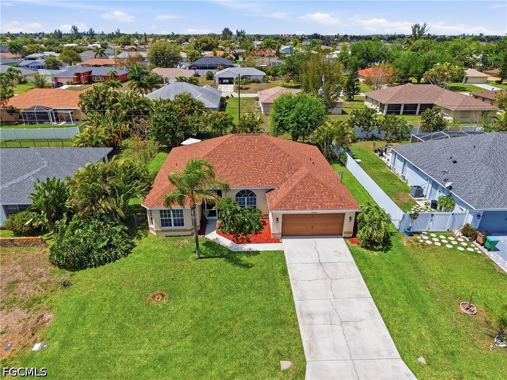 2118  Country Club Boulevard