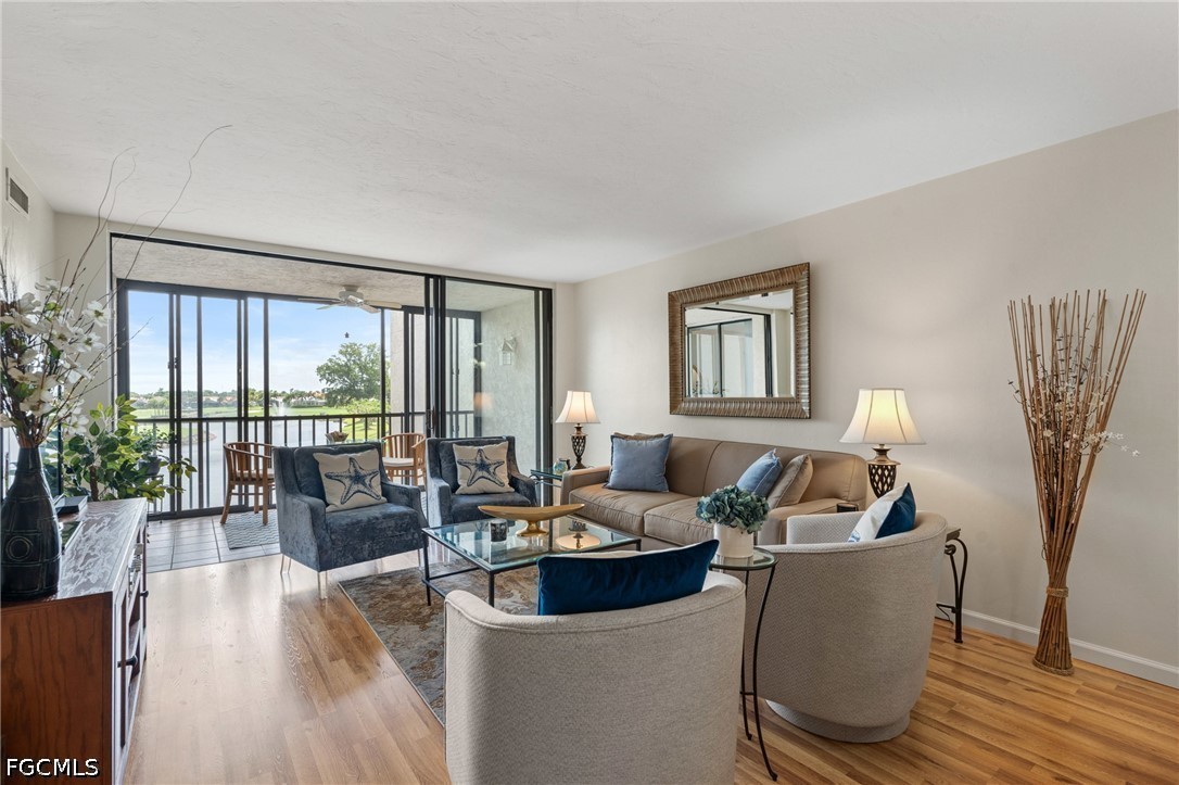 4210  Steamboat Bend, Apt 304