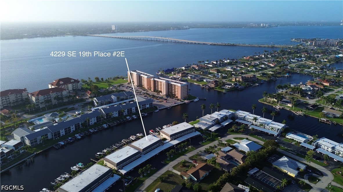 4229 SE 19th Place, Apt 2E