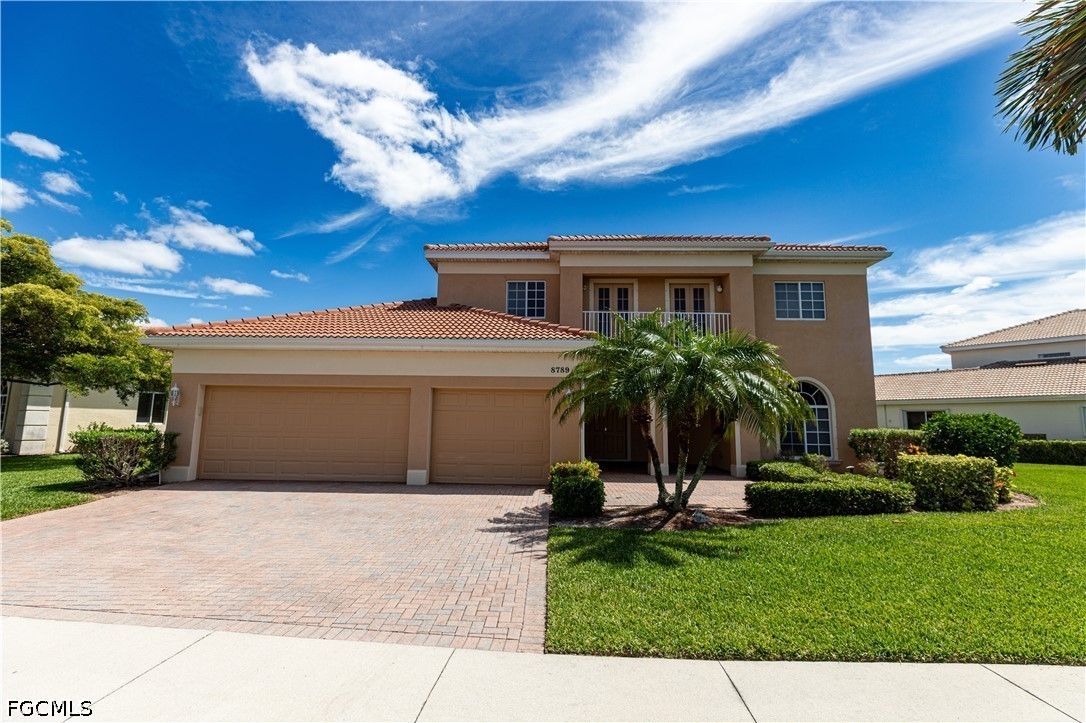 8789  Paseo De Valencia Street