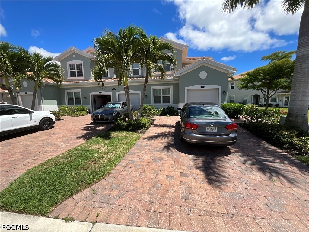 18238  Creekside Preserve Loop, Apt 202