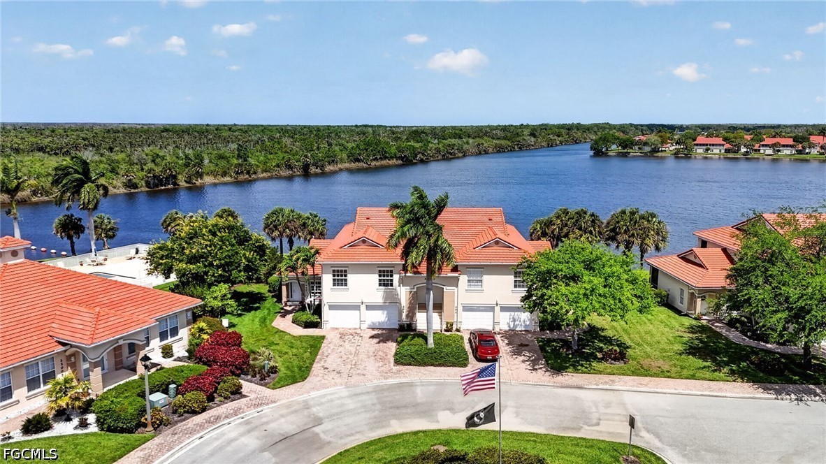 25009  Peacock Lane, Apt 1-201