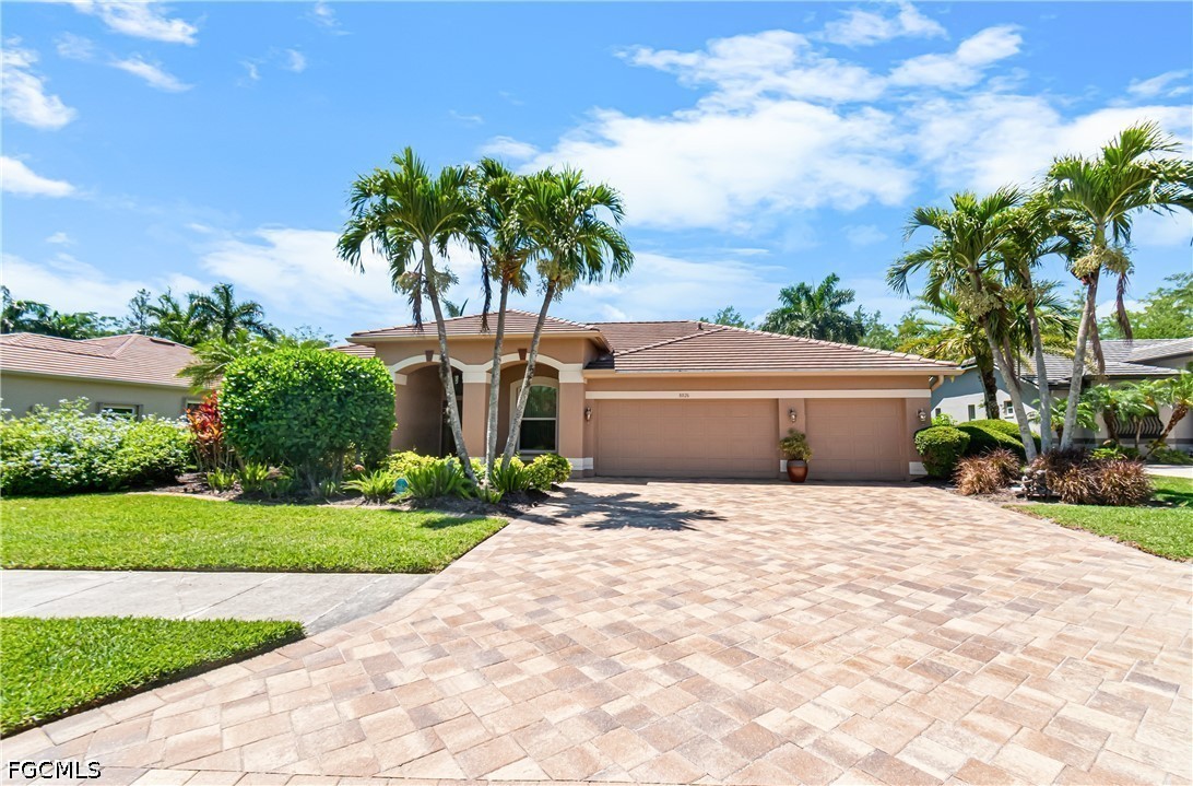 8026 Tiger Palm Way