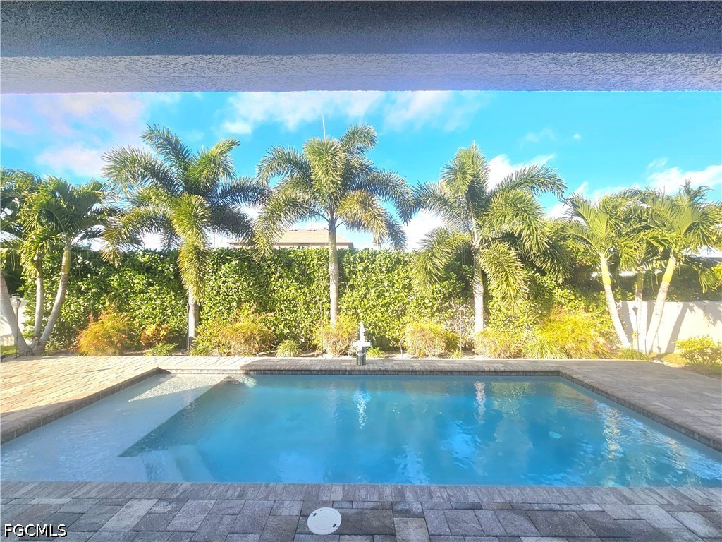 1919 SW 26th Terrace