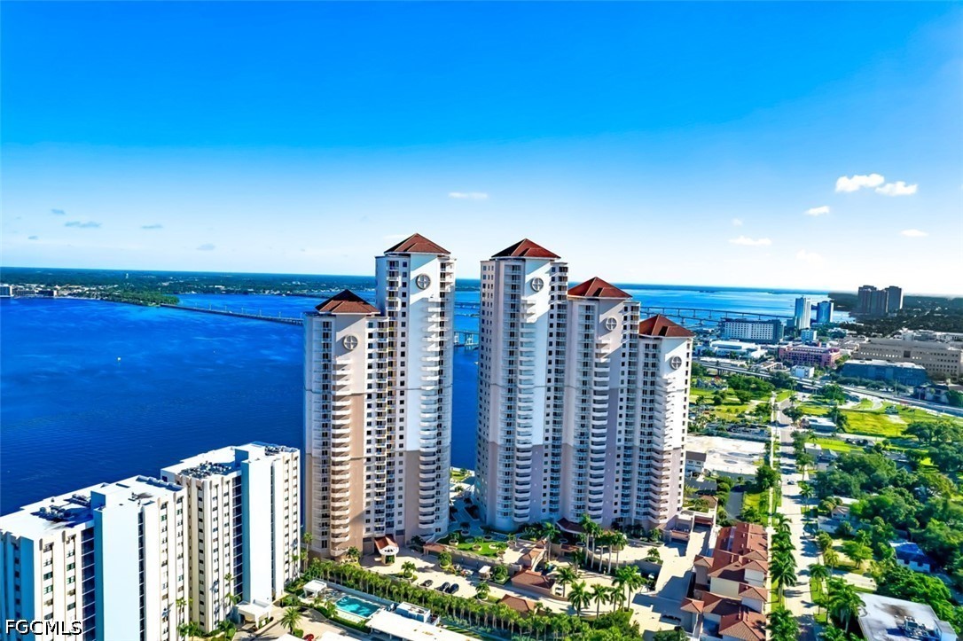 2090 W 1st Street, Apt G1607