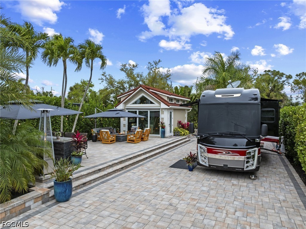 4706  Southern Breeze Drive