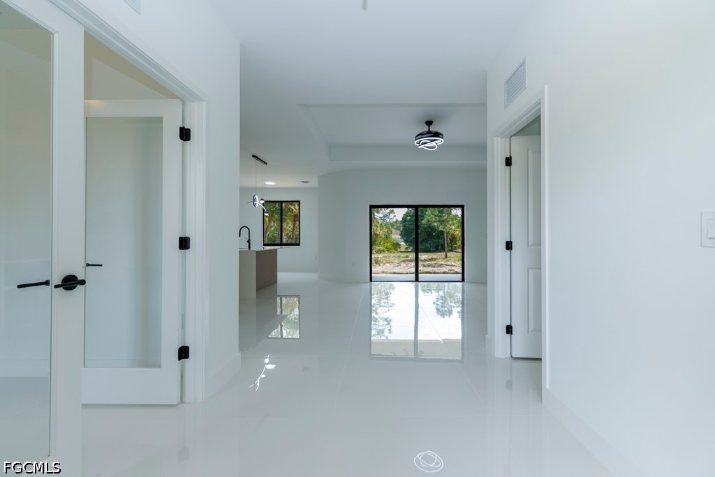 402  Thompson Avenue