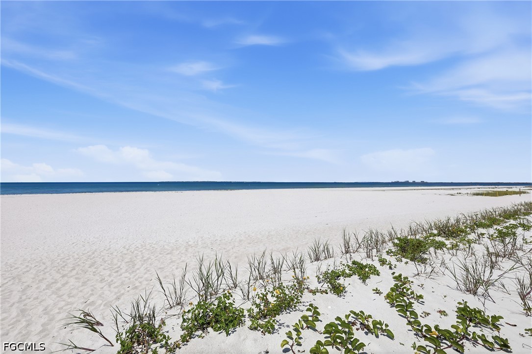 100  Estero Boulevard, Apt 434