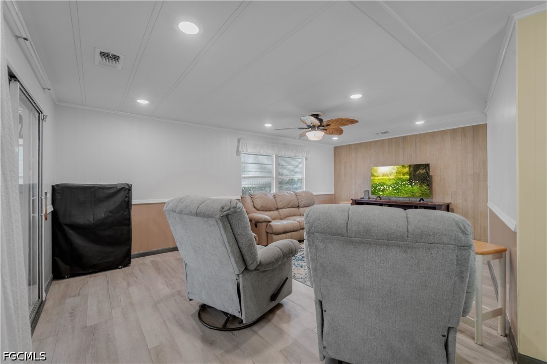 5506  Harbor Lane