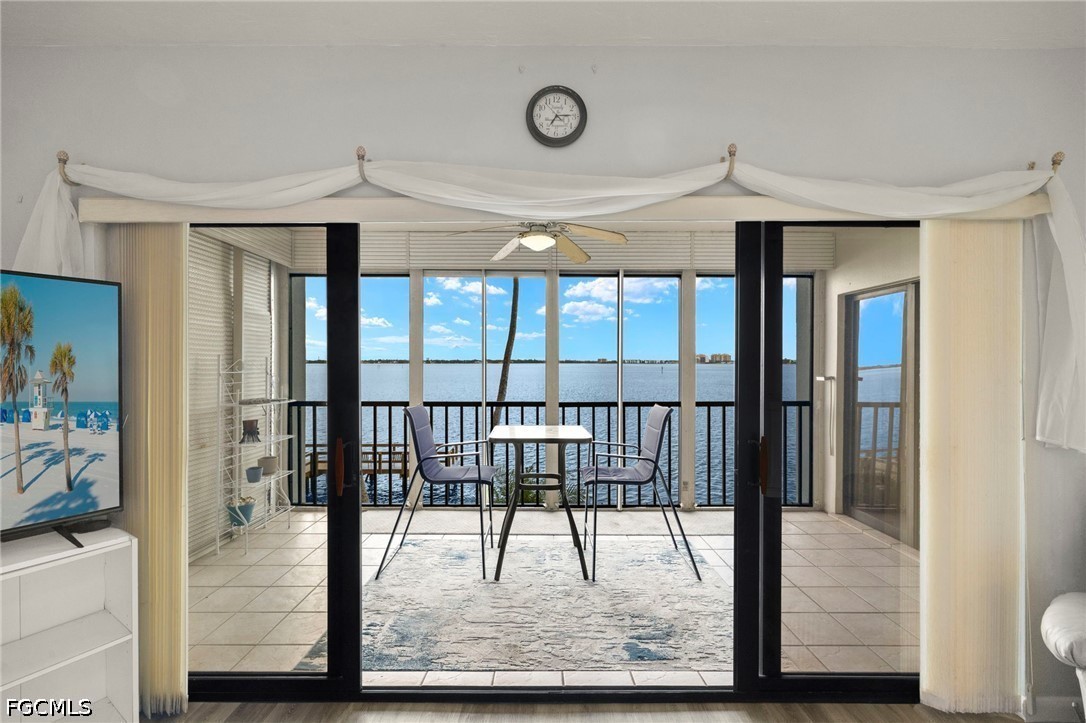 1901  Clifford Street, Apt 202