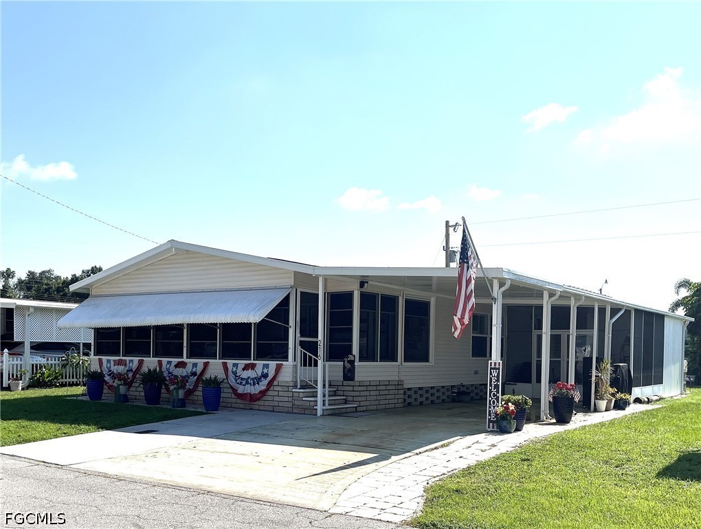 216  Shrub Lane