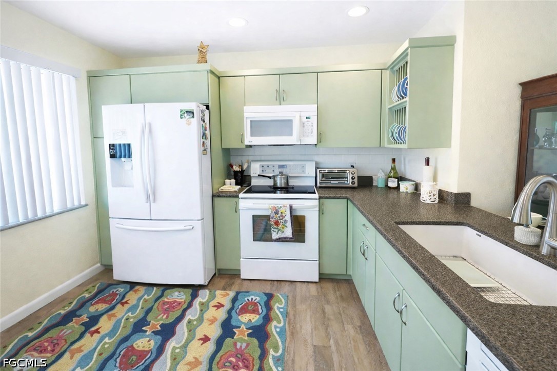 11060 Caravel Circle, Apt 201