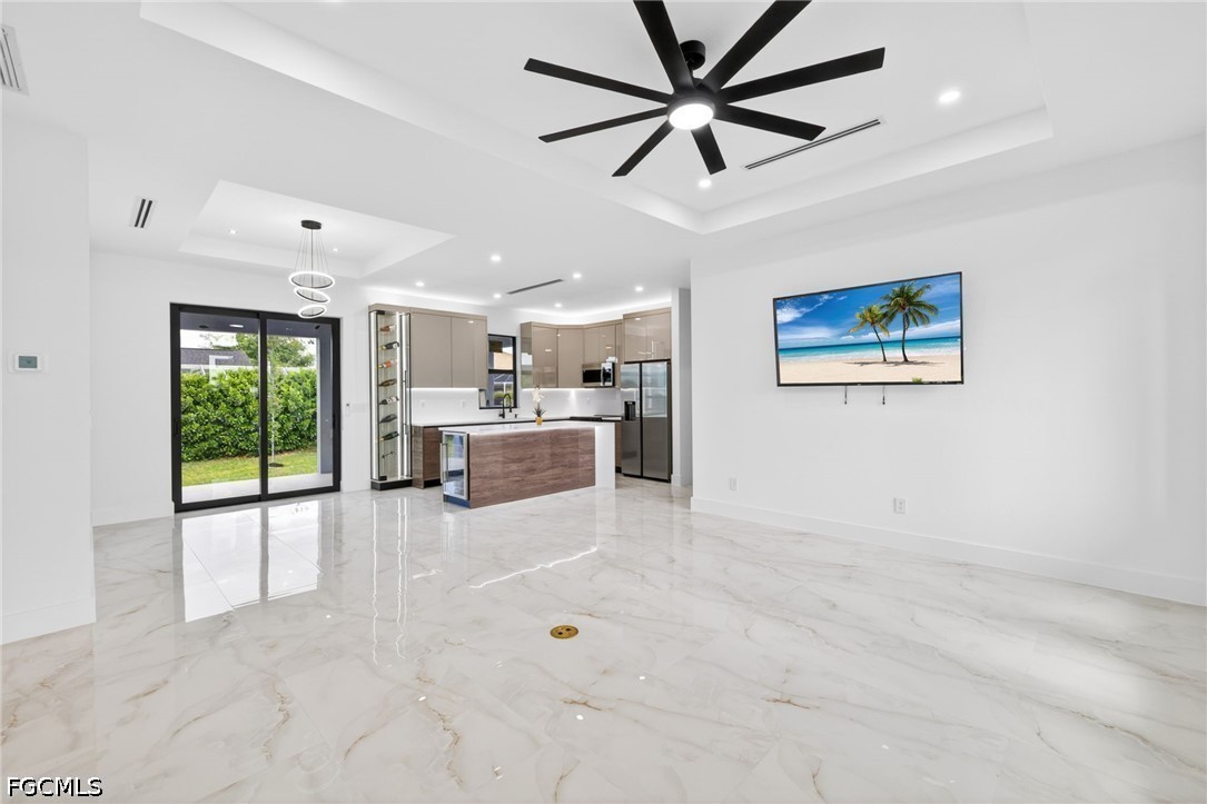 2223 NW 11th Court