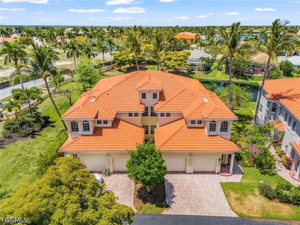 5626  Cape Harbour Drive, Apt 202