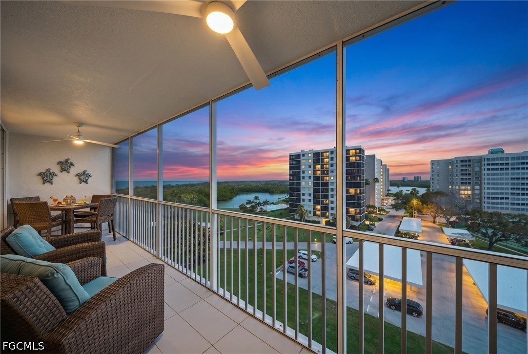 5  Bluebill Avenue, Apt 808