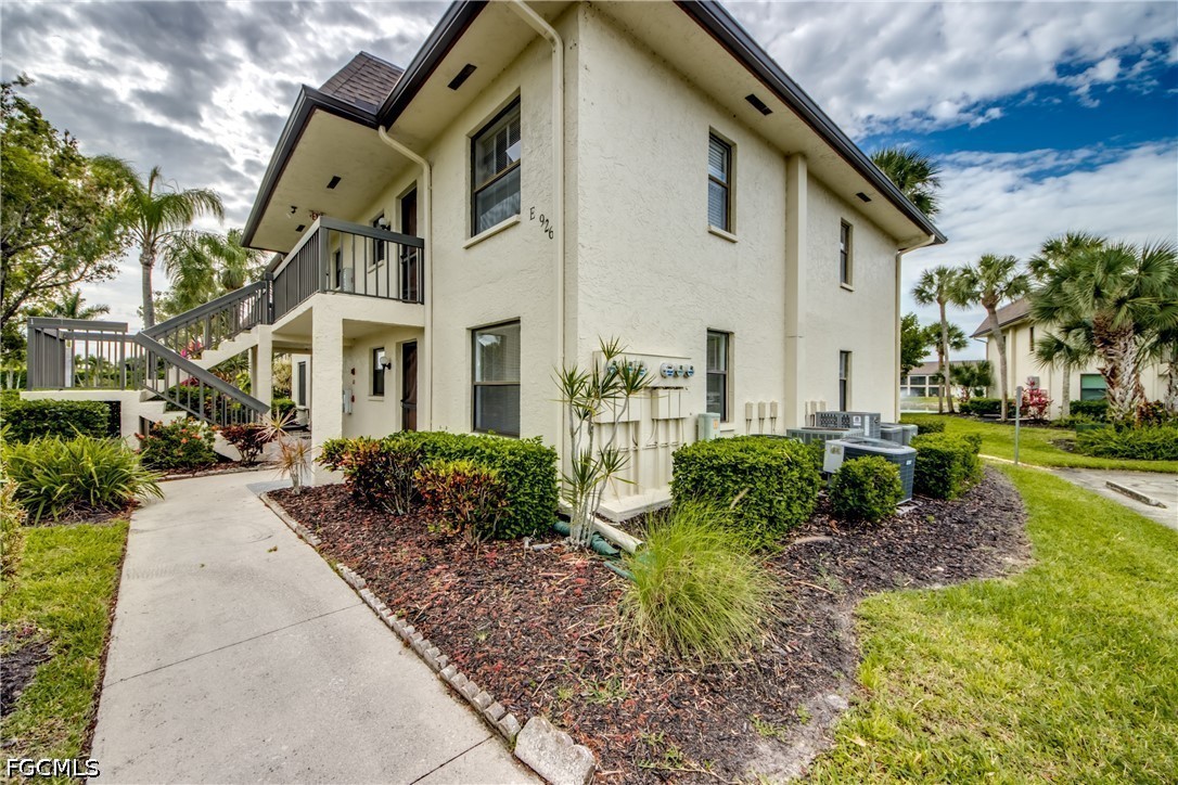 9261  Central Park Drive, Apt 106