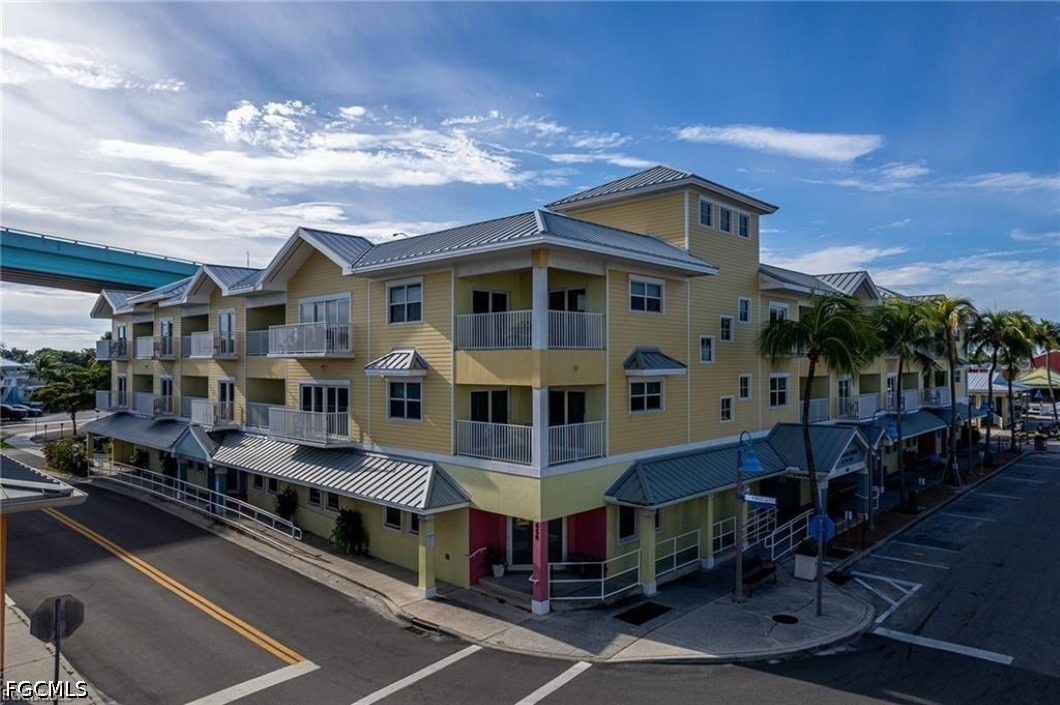 450  Old San Carlos Boulevard, Apt 309