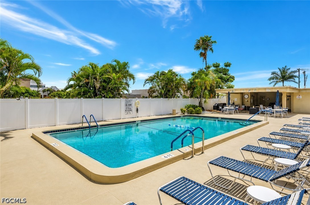 2264  Winkler Avenue, Apt 107