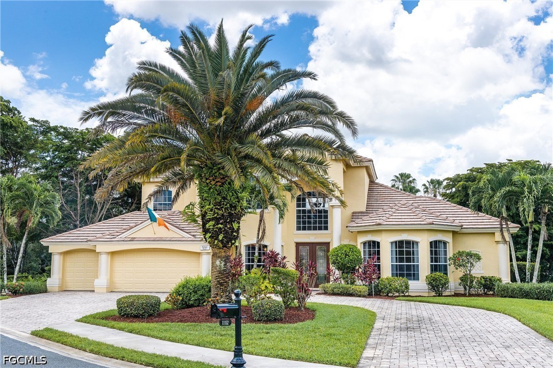 11152  Sierra Palm Court