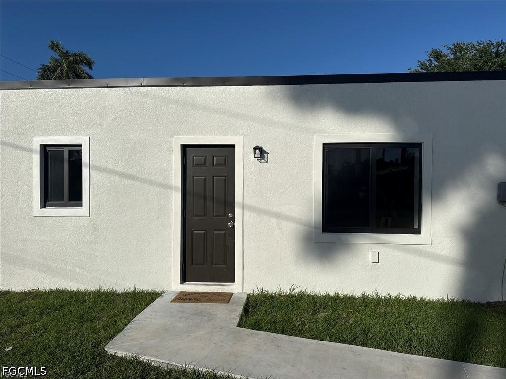 4523  Palm Beach Boulevard, Apt 3
