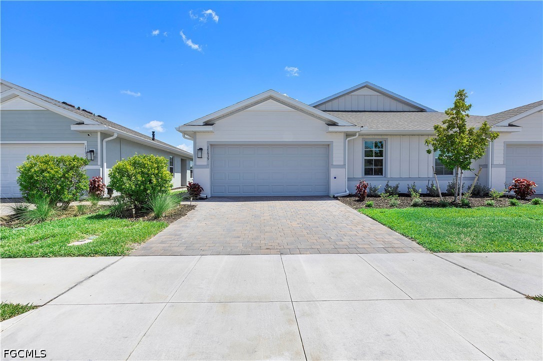 17639  Wild Iris Lane