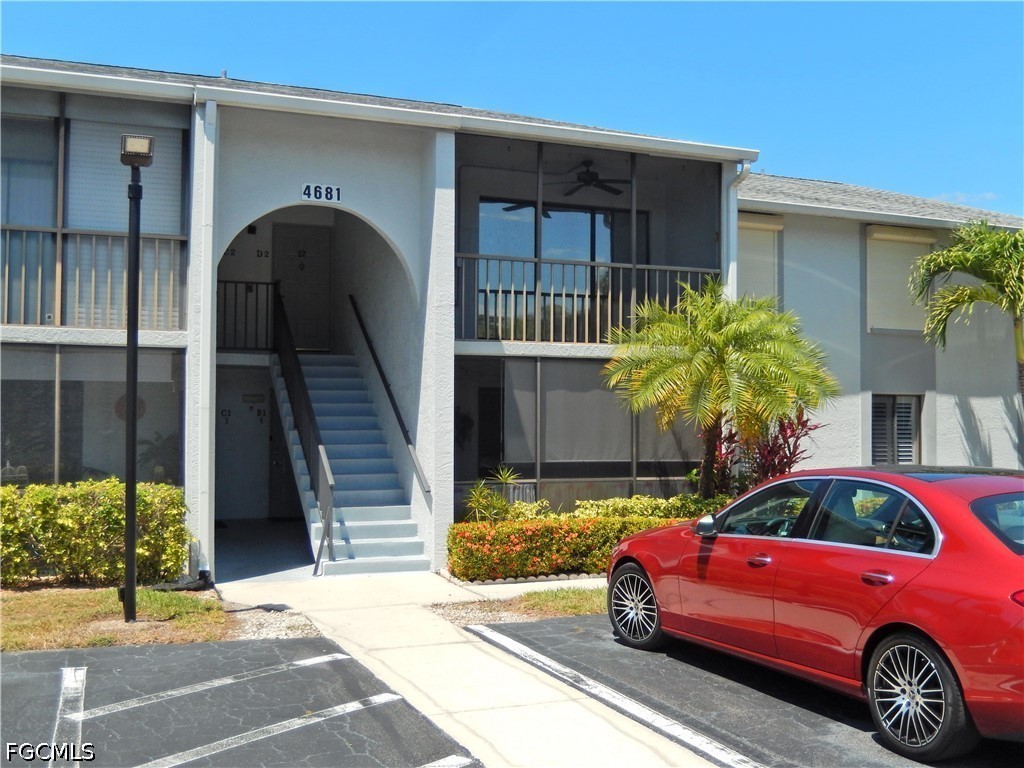 4681  Lakeside Club Boulevard, Apt 4