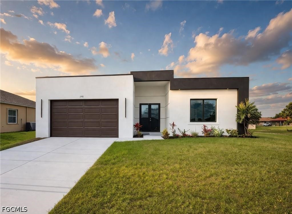 2102 NW 25th Place