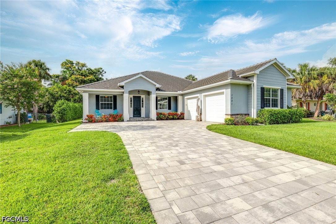 1221 La Faunce Way
